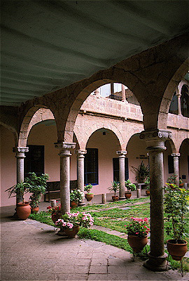  courtyard - Cuzco, Peru